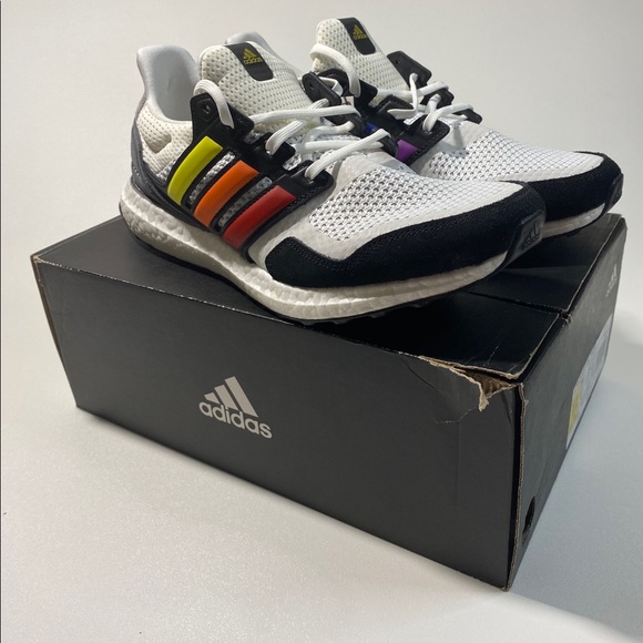 ultraboost sl pride